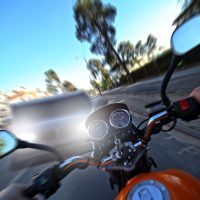 conducción de motocicletas, toma de riesgos, prevención de accidentes